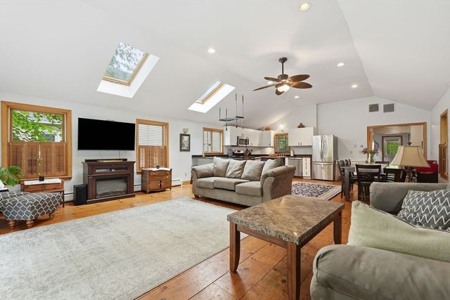 42 Water St., Northampton, MA 01053