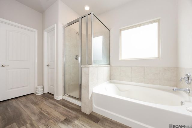 17469 Soaring Flight Dr, Prairieville, LA 70769