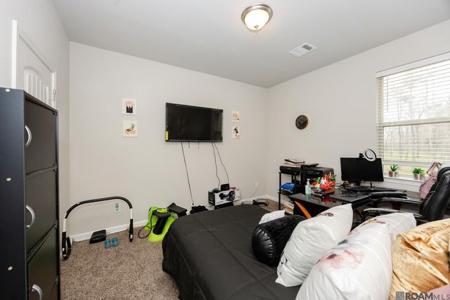 17469 Soaring Flight Dr, Prairieville, LA 70769