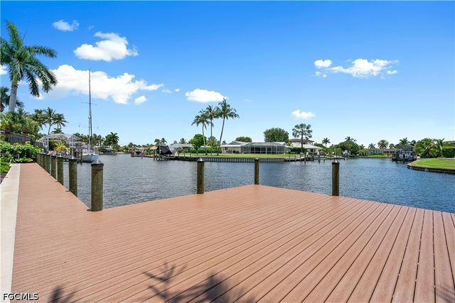 846 Cypress Lake CIR, Fort Myers, FL 33919