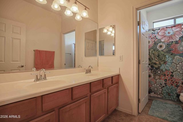 2826 N WHITE SANDS Lane, Casa Grande, AZ 85122