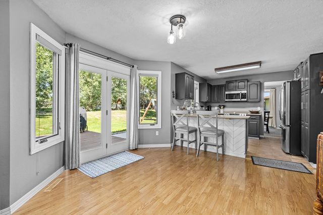 3304 12TH ST, Minot, ND 58701