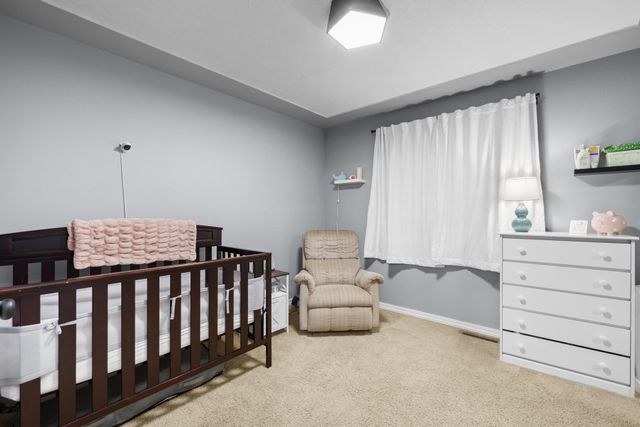 3304 12TH ST, Minot, ND 58701