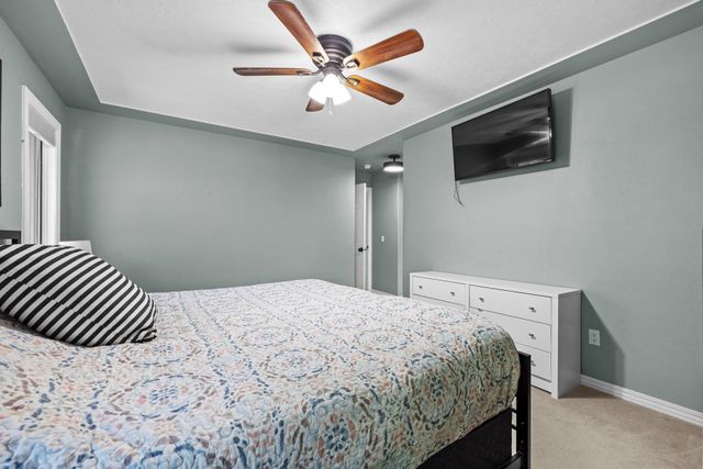 3304 12TH ST, Minot, ND 58701