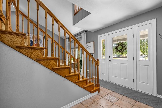 3304 12TH ST, Minot, ND 58701