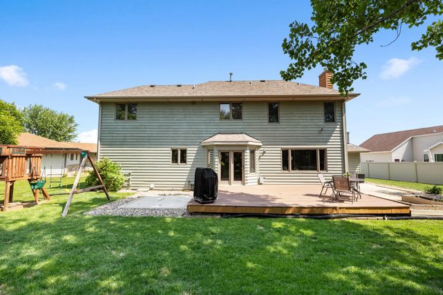 3304 12TH ST, Minot, ND 58701