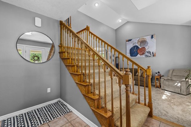 3304 12TH ST, Minot, ND 58701