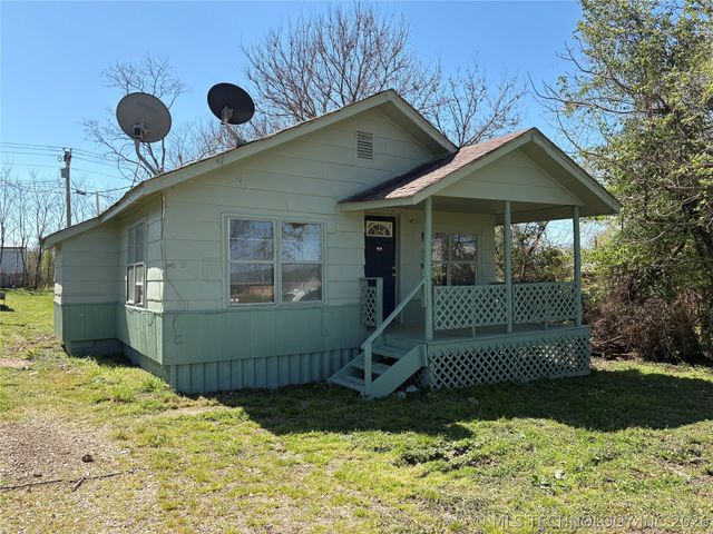 516 E 5th Street, Hulbert, OK 74441