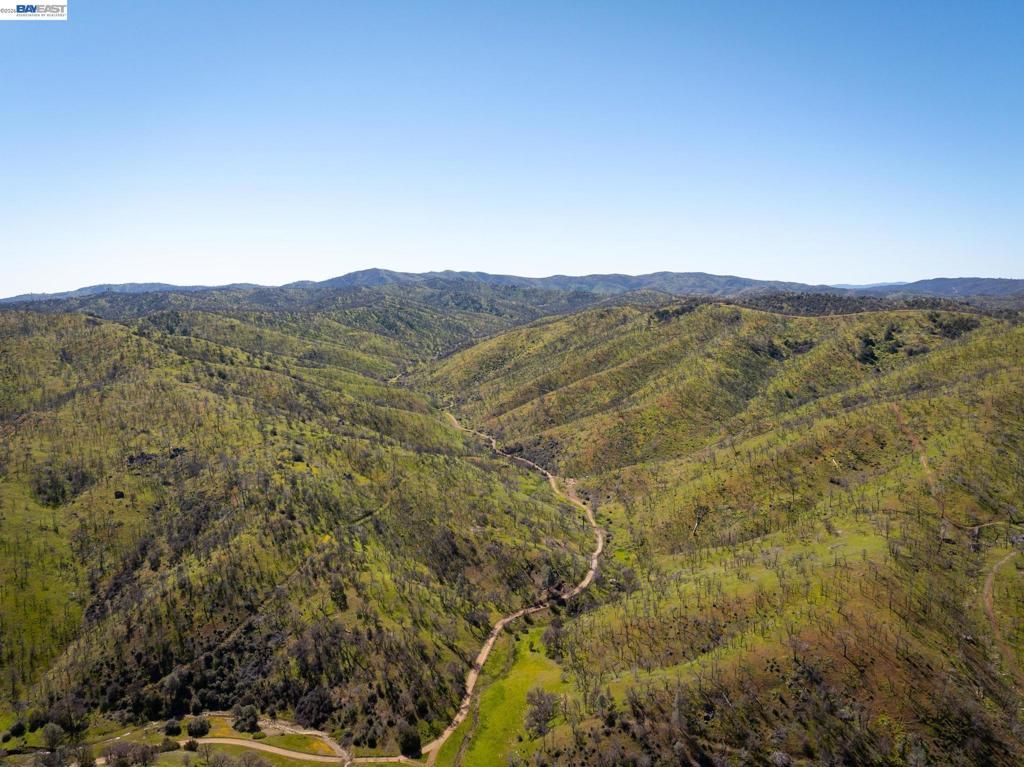 Image 2 of property listing at 15676 W Corral Hollow Rd, Tracy, CA 95377