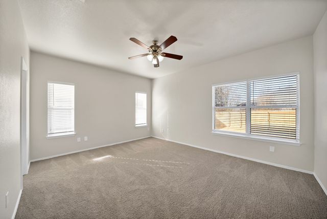 811 Parkside Drive, Cedar Hill, TX 75104