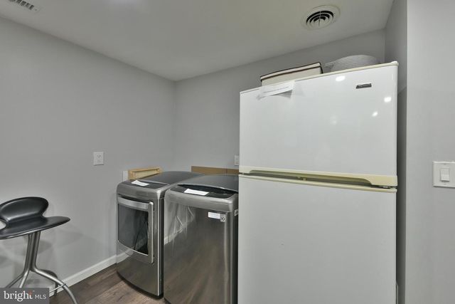 8 WINDOVER LN, Willingboro, NJ 08046