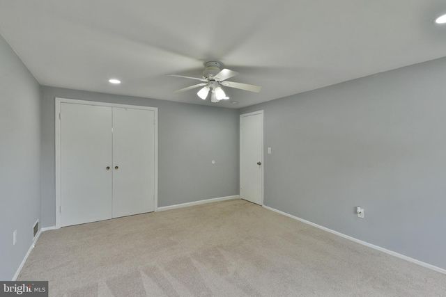 8 WINDOVER LN, Willingboro, NJ 08046
