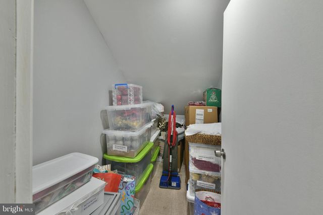 8 WINDOVER LN, Willingboro, NJ 08046