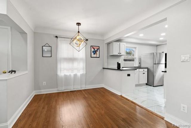 6771 Sunset Street, Garden City, MI 48135