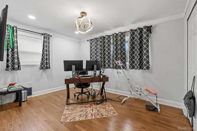 6771 Sunset Street, Garden City, MI 48135