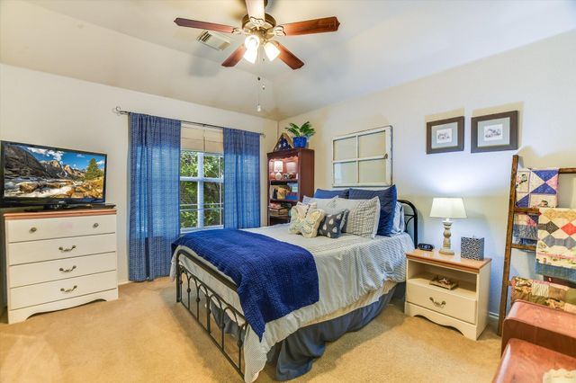 913 POLISHED STONE CV, Pflugerville, TX 78660