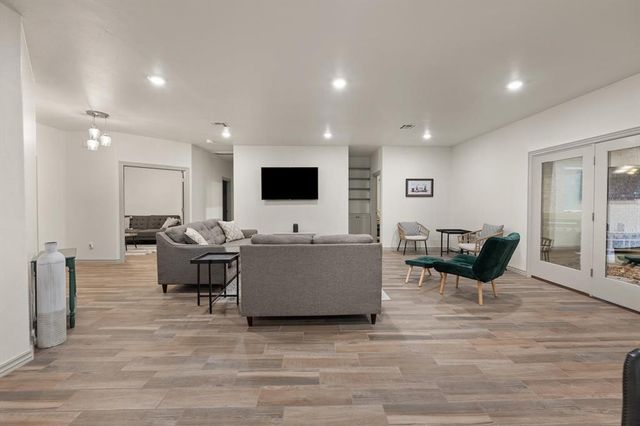 1416 Devonshire Court, Edmond, OK 73034