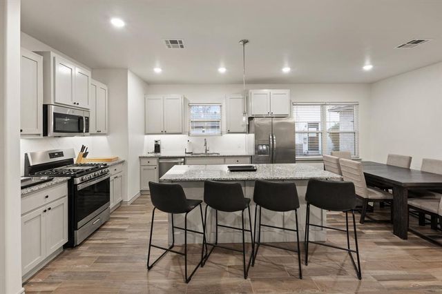 1416 Devonshire Court, Edmond, OK 73034