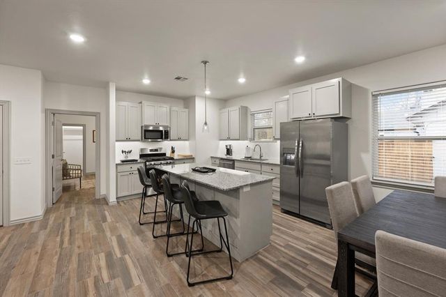 1416 Devonshire Court, Edmond, OK 73034