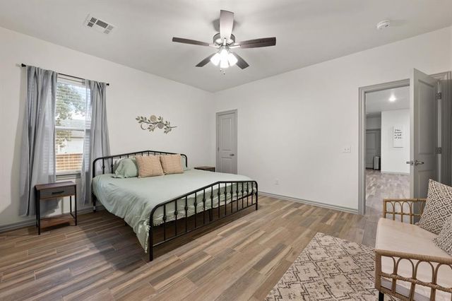 1416 Devonshire Court, Edmond, OK 73034