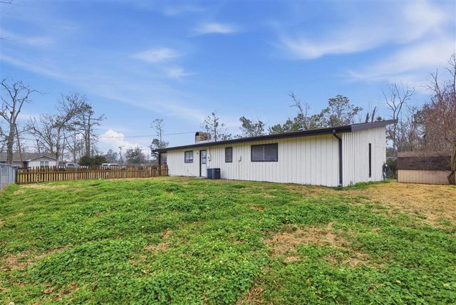 366 W Borel Dr, Lake Charles, LA 70611