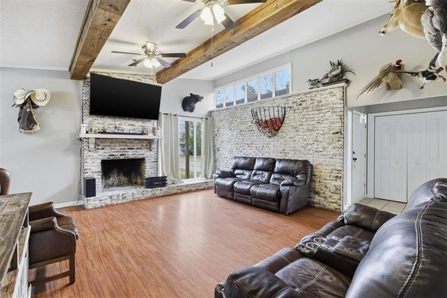 366 W Borel Dr, Lake Charles, LA 70611