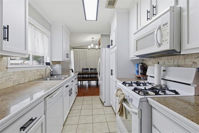 366 W Borel Dr, Lake Charles, LA 70611