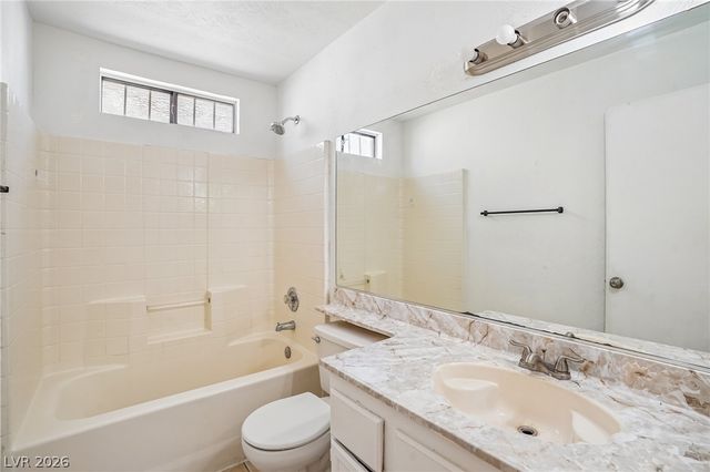 2824 Windstorm Avenue, Las Vegas, NV 89106