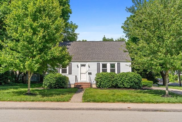 67 Carpenter Street, Foxboro, MA 02035