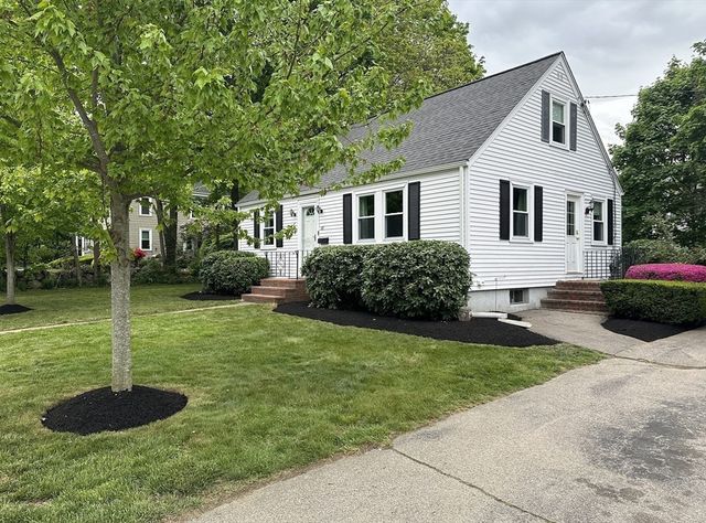 67 Carpenter Street, Foxboro, MA 02035