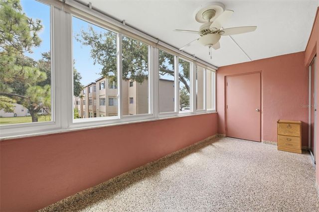9940 47TH AVENUE N 216, St Petersburg, FL 33708