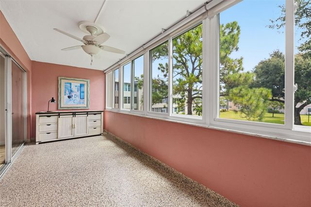 9940 47TH AVENUE N 216, St Petersburg, FL 33708