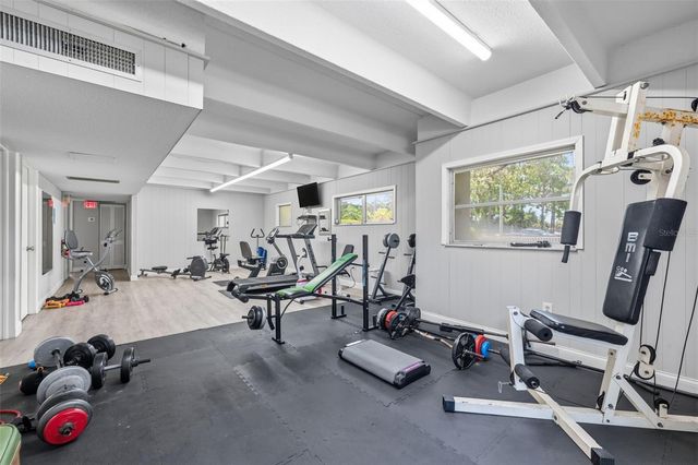 9940 47TH AVENUE N 216, St Petersburg, FL 33708