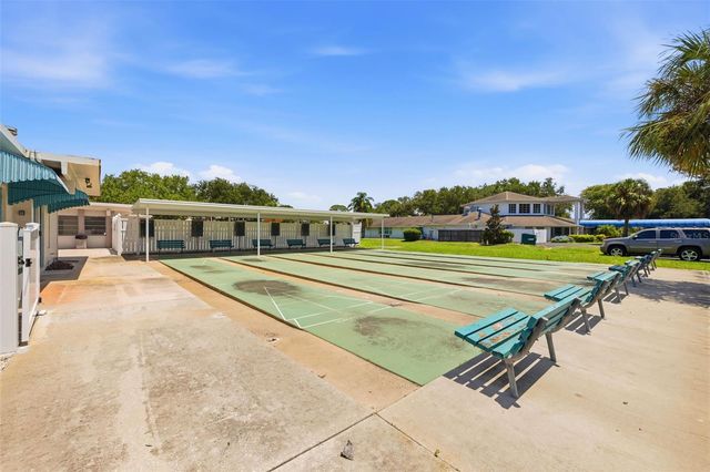 9940 47TH AVENUE N 216, St Petersburg, FL 33708