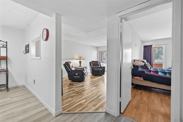 9940 47TH AVENUE N 216, St Petersburg, FL 33708