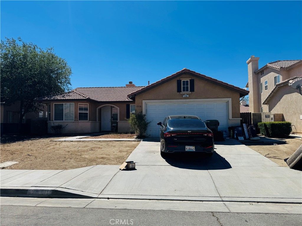 1238 W Avenue H7, Lancaster, CA 93534