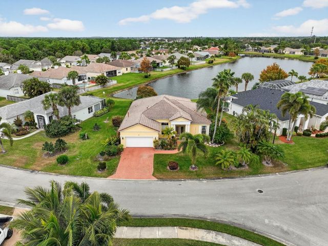 544 SW Lake Manatee Way, Port St. Lucie, Port St Lucie, FL 34986