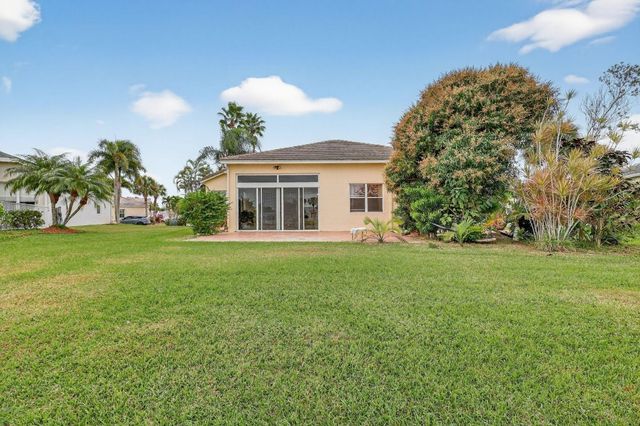 544 SW Lake Manatee Way, Port St. Lucie, Port St Lucie, FL 34986