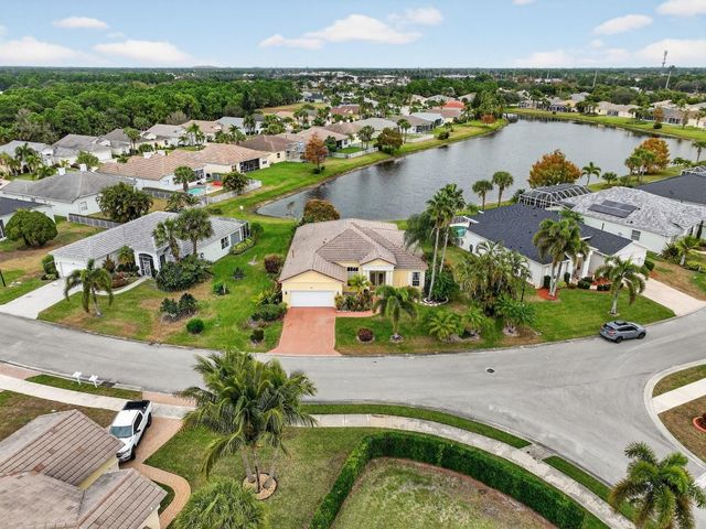 544 SW Lake Manatee Way, Port St. Lucie, Port St Lucie, FL 34986