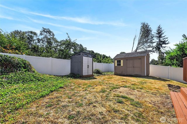 6704 23rd Avenue SW, Seattle, WA 98106