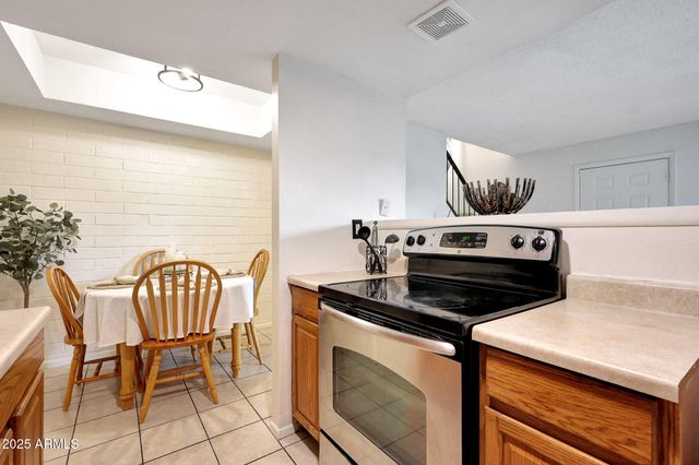 4602 E BROADWAY Road, Phoenix, AZ 85040