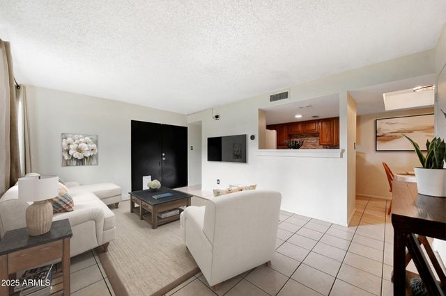 4602 E BROADWAY Road, Phoenix, AZ 85040