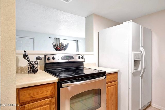 4602 E BROADWAY Road, Phoenix, AZ 85040