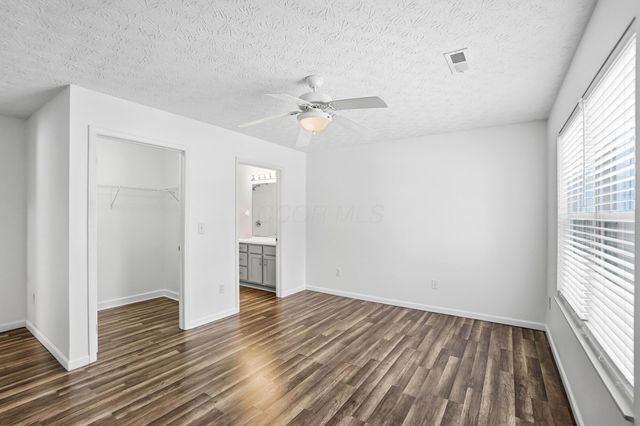 5169 Novelty Avenue, 72E, Canal Winchester, OH 43110