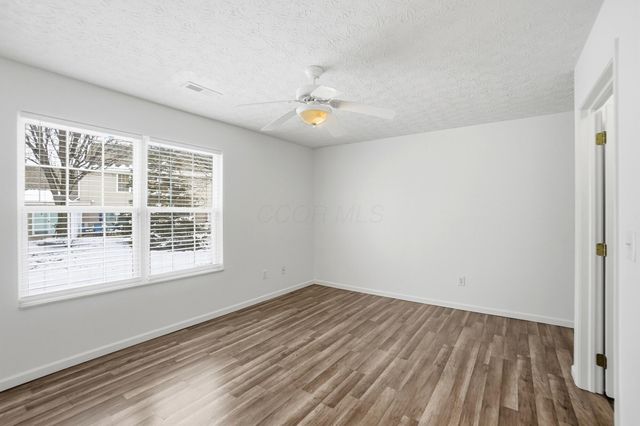 5169 Novelty Avenue, 72E, Canal Winchester, OH 43110