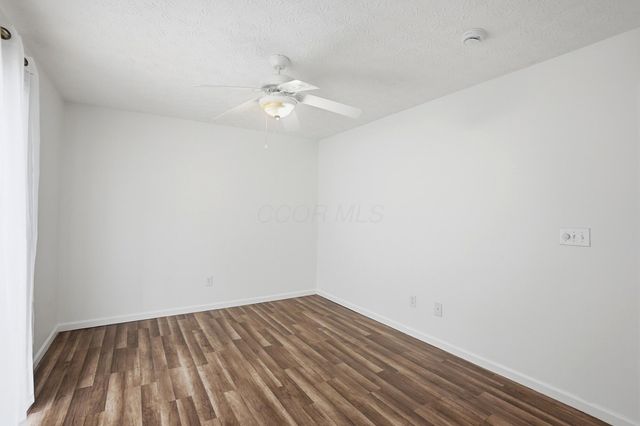 5169 Novelty Avenue, 72E, Canal Winchester, OH 43110