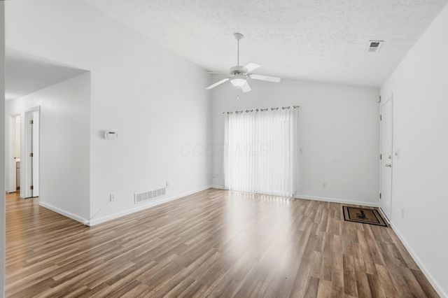 5169 Novelty Avenue, 72E, Canal Winchester, OH 43110