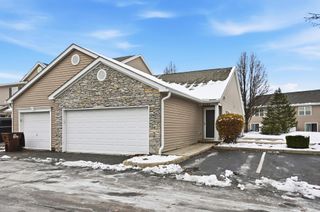 5169 Novelty Avenue, 72E, Canal Winchester, OH 43110