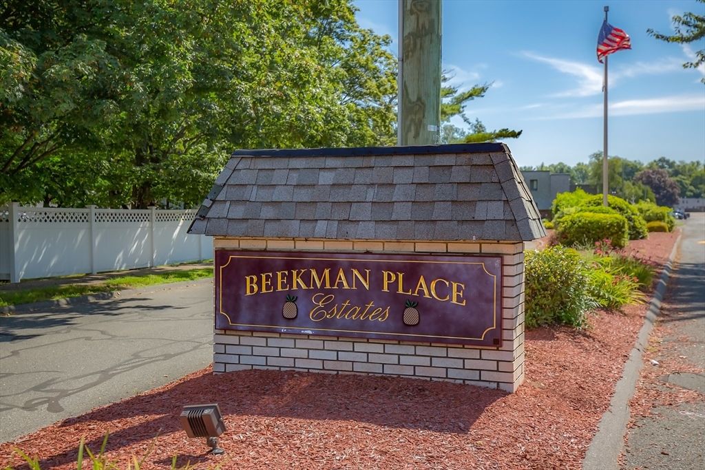 106 Beekman Dr 106, Agawam, MA 01001