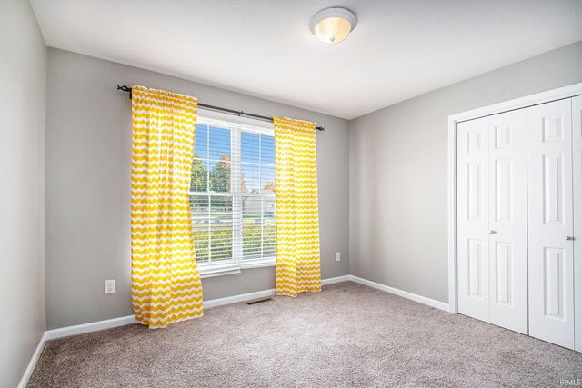 51175 Kendallwood Drive, Granger, IN 46530